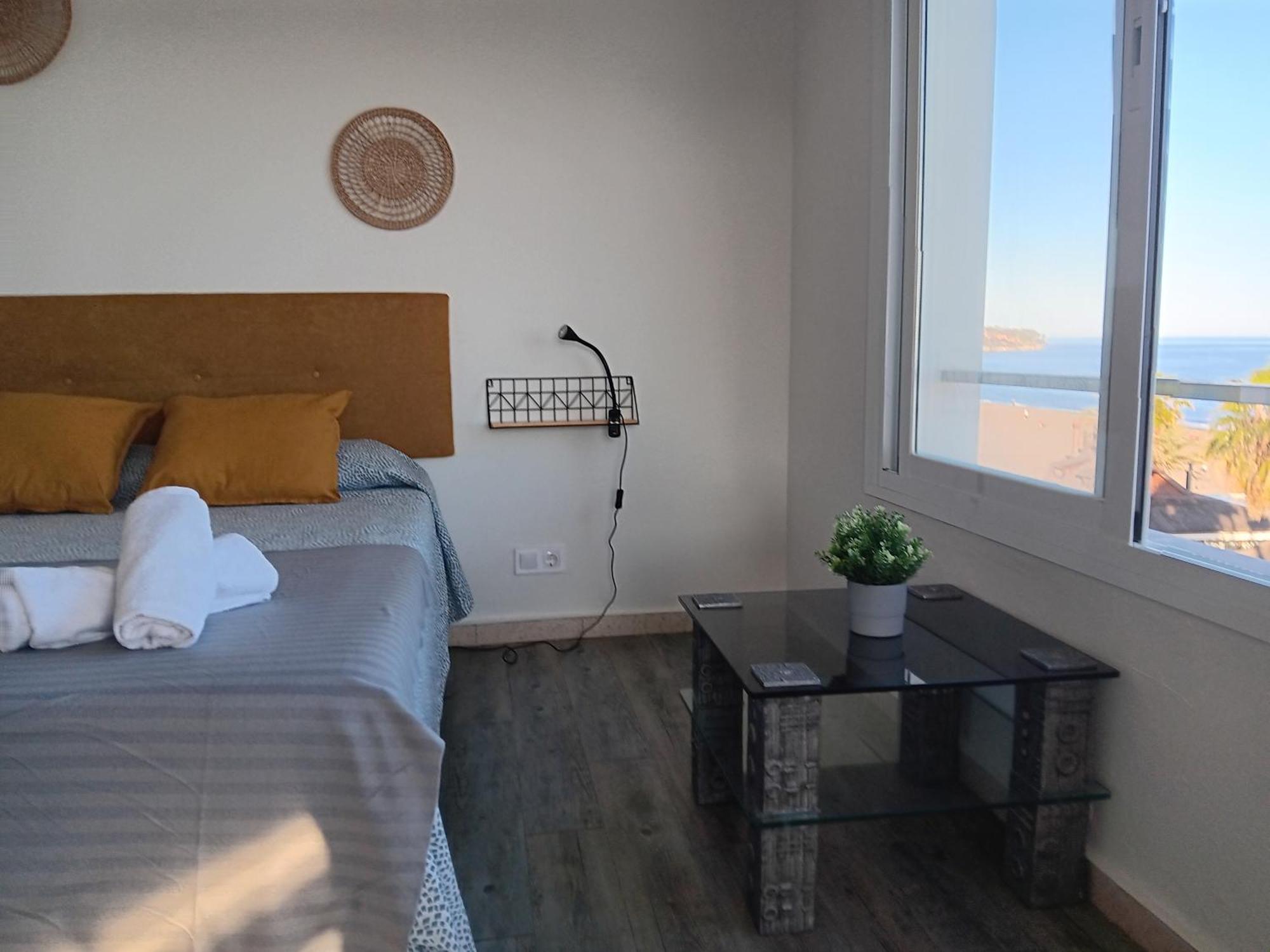 Alojamiento Iberia Playa Estepona Bagian luar foto