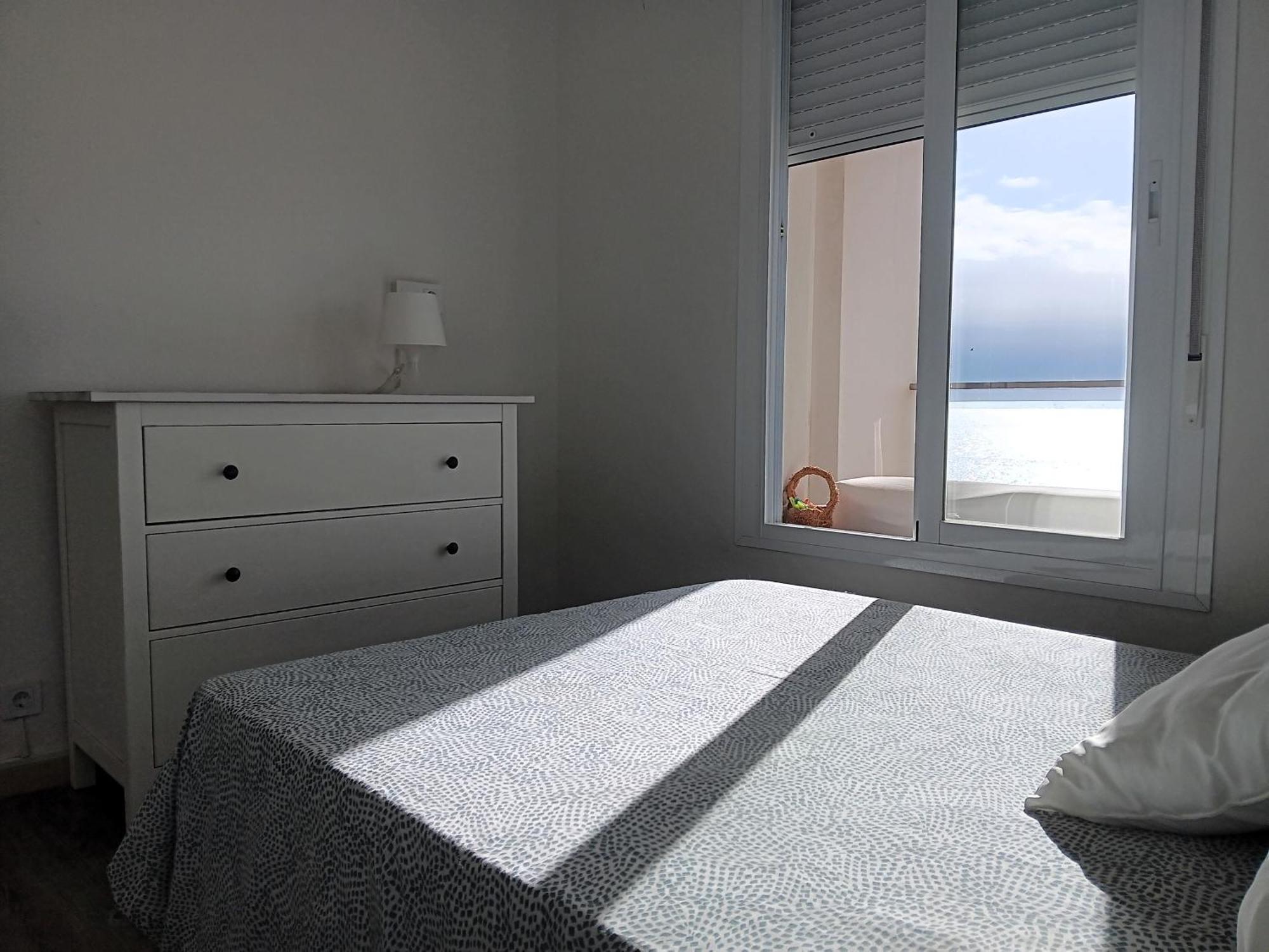 Alojamiento Iberia Playa Estepona Bagian luar foto